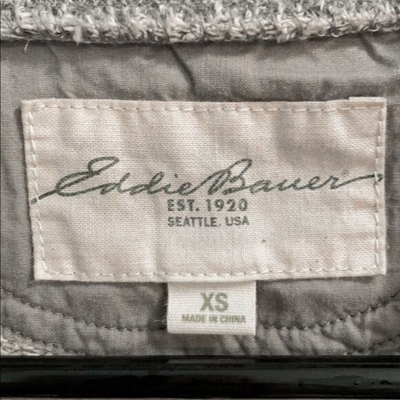 Eddie Bauer Women's Gray Sweater Jacket - Asymmetrical Zip - Picture 4 of 4